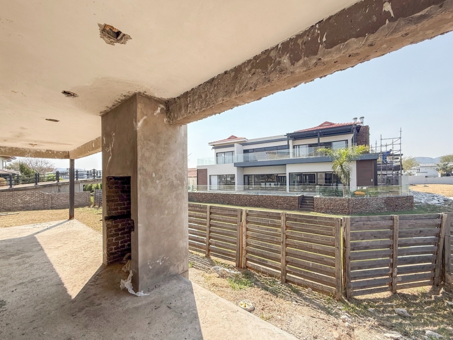 4 Bedroom Property for Sale in The Islands Estates North West